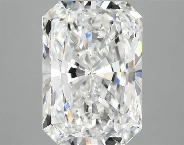 4.07 Carat · RADIANT · E · VVS2 · IGI · Excellent Cut