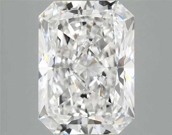 3.87 Carat · RADIANT · E · VVS2 · IGI · Excellent Cut