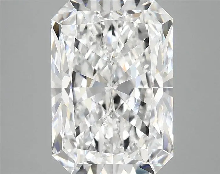 4.04 Carat · RADIANT · E · VVS2 · IGI · Excellent Cut
