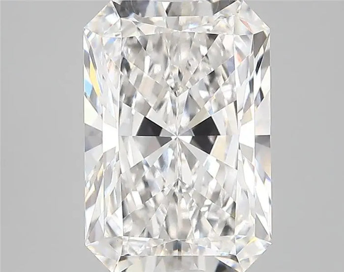 3.72 Carat · RADIANT · E · VVS2 · IGI · Excellent Cut