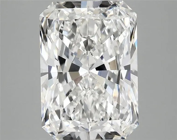 4.09 Carat · RADIANT · E · VVS2 · IGI · Excellent Cut