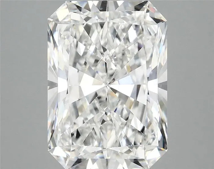 4.08 Carat · RADIANT · E · VVS2 · IGI · Excellent Cut