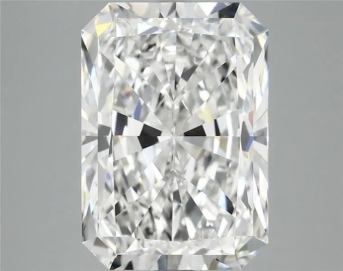 4.93 Carat · RADIANT · E · VVS2 · IGI · Excellent Cut