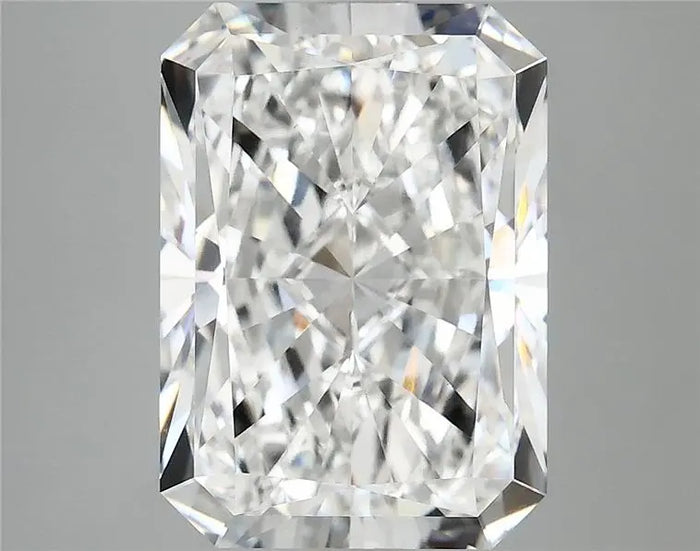 6.04 Carat · RADIANT · E · VS1 · IGI · Excellent Cut