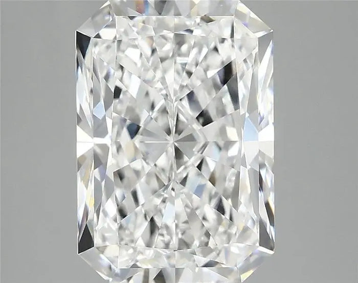 4.06 Carat · RADIANT · E · VVS2 · IGI · Excellent Cut