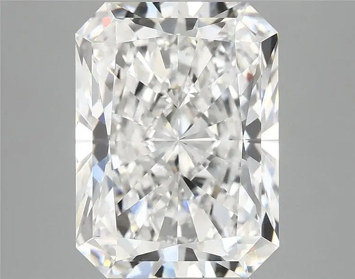 4.19 Carat · RADIANT · D · VVS2 · IGI · Excellent Cut