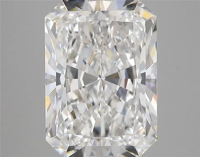 4.40 Carat · RADIANT · E · VVS1 · IGI · Excellent Cut