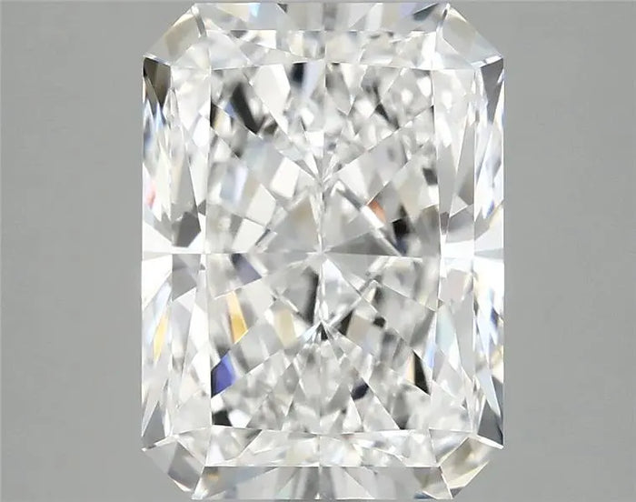 3.91 Carat · RADIANT · D · VVS2 · IGI · Excellent Cut