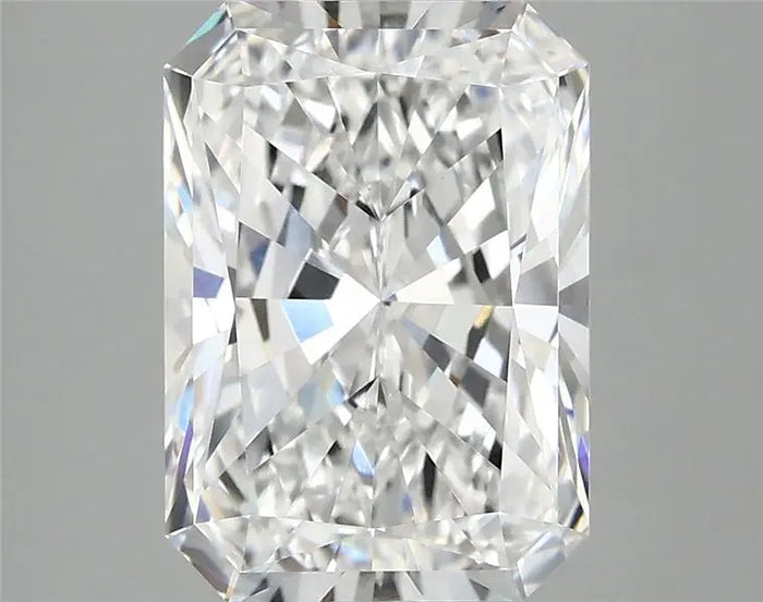 4.07 Carat · RADIANT · E · VVS2 · IGI · Excellent Cut