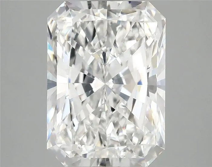 4.09 Carat · RADIANT · E · VVS2 · IGI · Excellent Cut