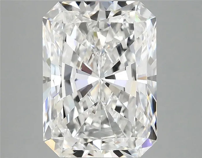 4.06 Carat · RADIANT · E · VVS2 · IGI · Excellent Cut