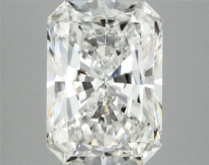 3.86 Carat · RADIANT · E · VVS2 · IGI · Excellent Cut