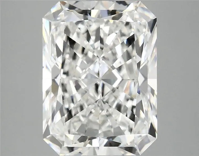 4.83 Carat · RADIANT · E · VVS2 · IGI · Excellent Cut