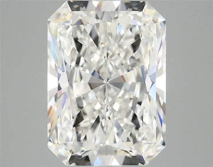3.89 Carat · RADIANT · F · VS1 · IGI · Excellent Cut