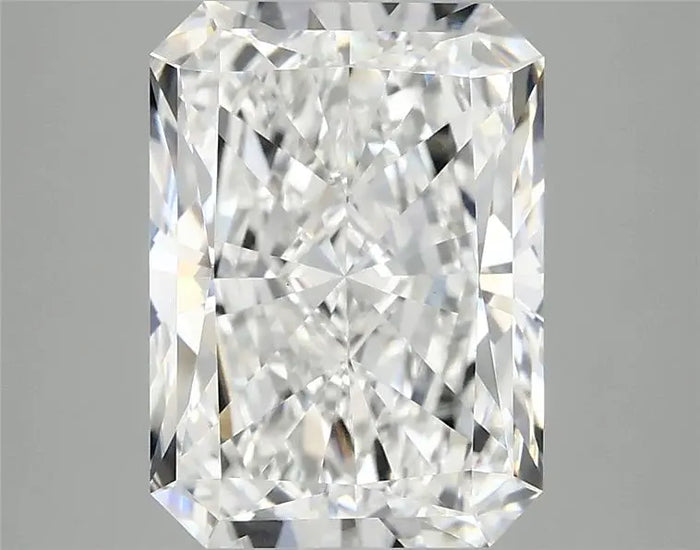 3.92 Carat · RADIANT · E · VVS2 · IGI · Excellent Cut