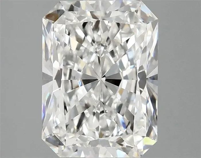 3.08 Carat · RADIANT · F · VVS2 · IGI · Excellent Cut
