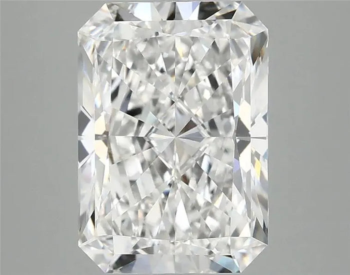 4.05 Carat · RADIANT · E · VVS2 · IGI · Excellent Cut
