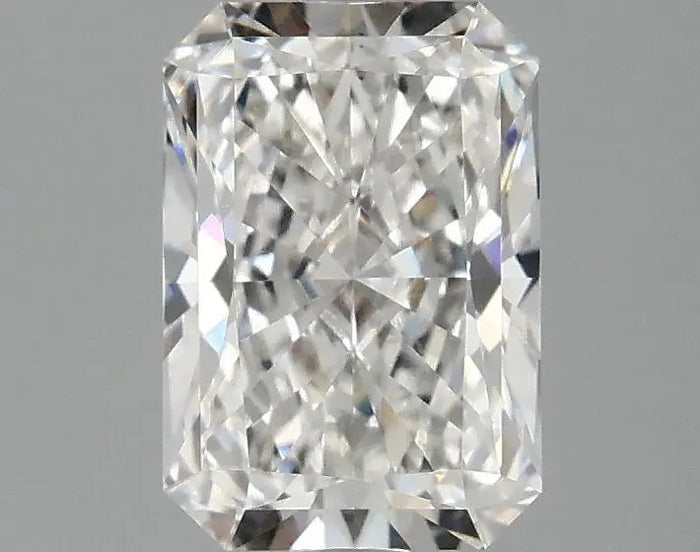 1.57 Carat · RADIANT · E · VS1 · IGI · Excellent Cut