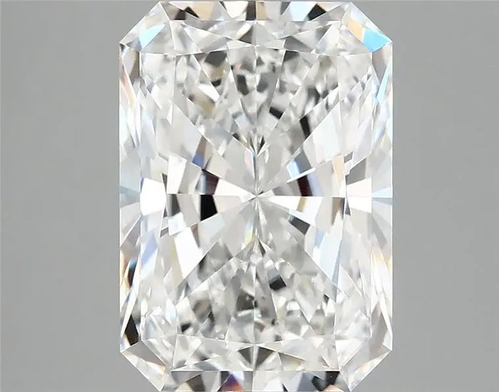 4.06 Carat · RADIANT · E · VVS2 · IGI · Excellent Cut
