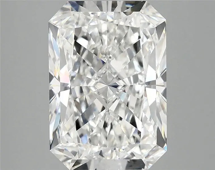 3.94 Carat · RADIANT · E · VVS2 · IGI · Excellent Cut