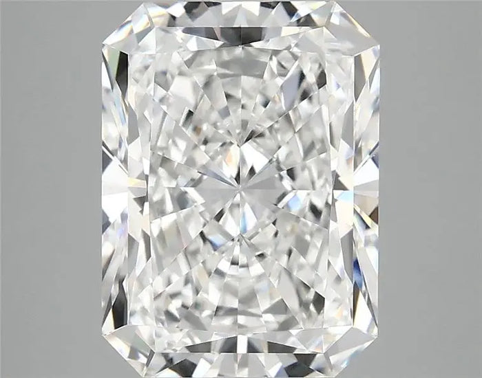 3.88 Carat · RADIANT · E · VVS2 · IGI · Excellent Cut
