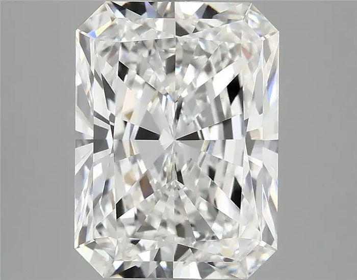 3.92 Carat · RADIANT · E · VVS2 · IGI · Excellent Cut