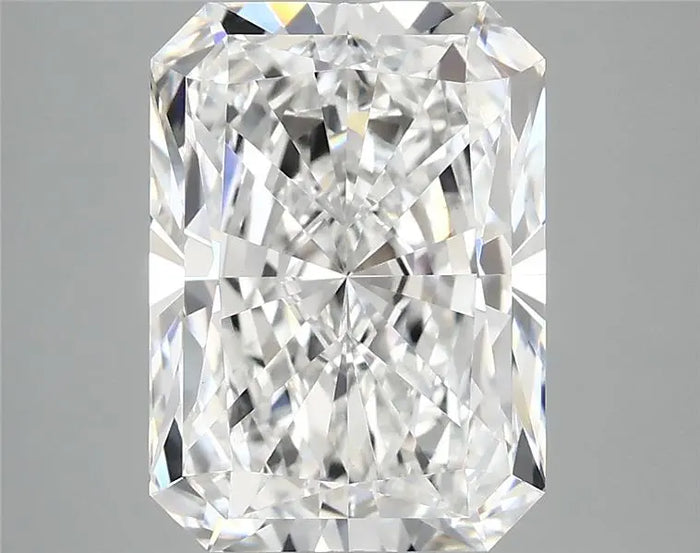 4.17 Carat · RADIANT · E · VVS2 · IGI · Excellent Cut