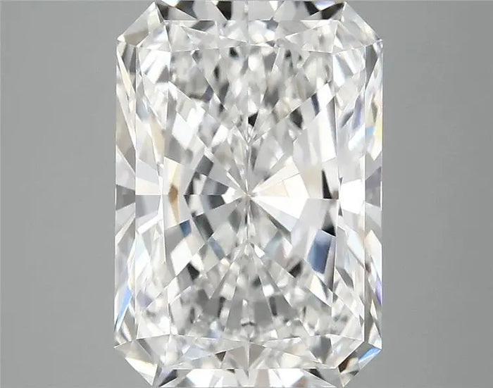 3.80 Carat · RADIANT · E · VVS2 · IGI · Excellent Cut