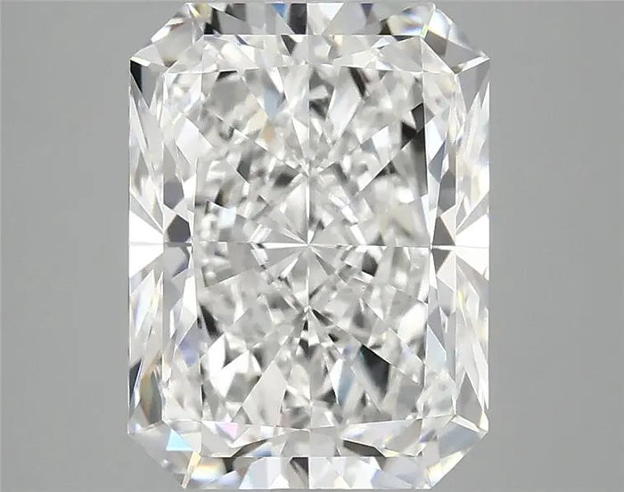 3.95 Carat · RADIANT · E · VVS2 · IGI · Excellent Cut