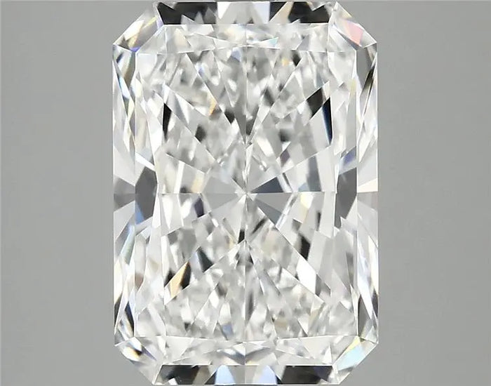 4.09 Carat · RADIANT · E · VVS2 · IGI · Excellent Cut