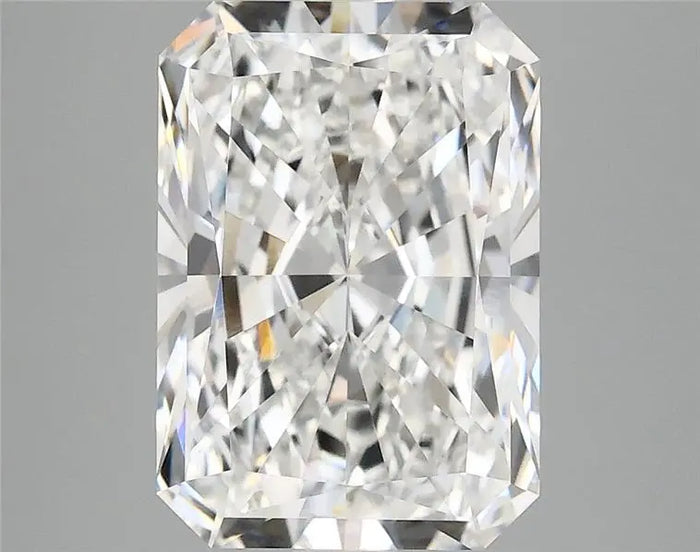 3.95 Carat · RADIANT · E · VVS2 · IGI · Excellent Cut