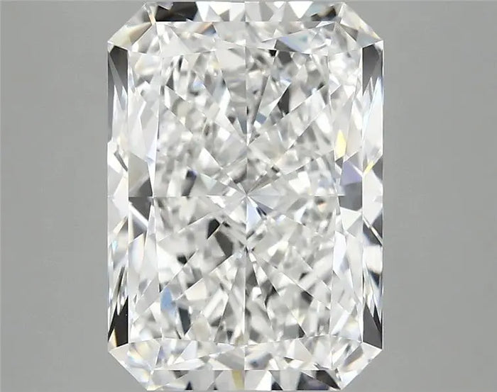 3.92 Carat · RADIANT · E · VVS2 · IGI · Excellent Cut