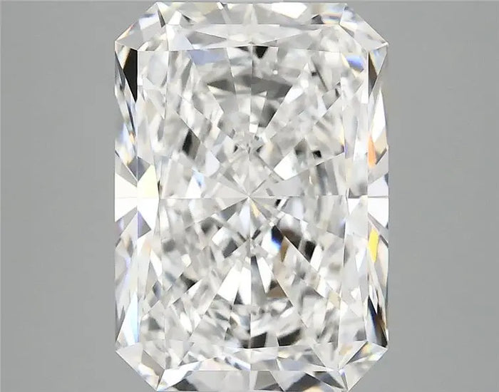 3.94 Carat · RADIANT · D · VVS2 · IGI · Excellent Cut
