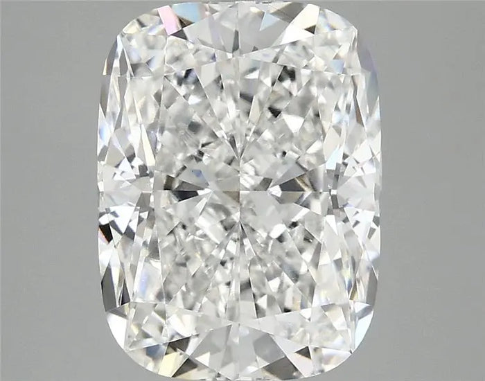 3.90 Carat · CUSHION · E · VVS2 · IGI · Excellent Cut