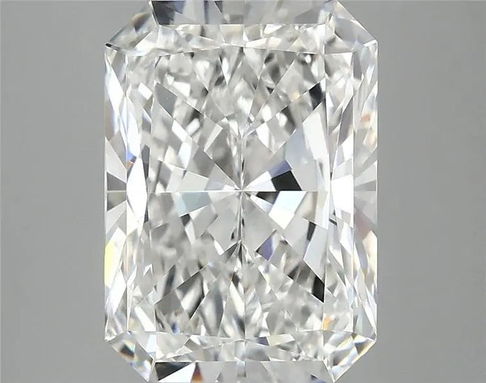 3.92 Carat · RADIANT · E · VVS2 · IGI · Excellent Cut