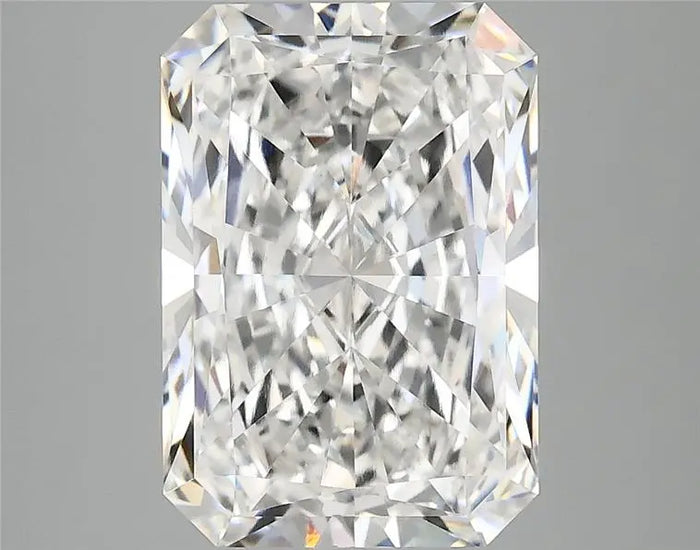 4.09 Carat · RADIANT · E · VVS2 · IGI · Excellent Cut