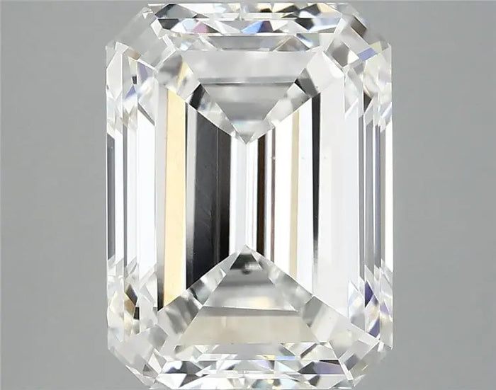 5.04 Carat · EMERALD · E · VS1 · IGI · Excellent Cut