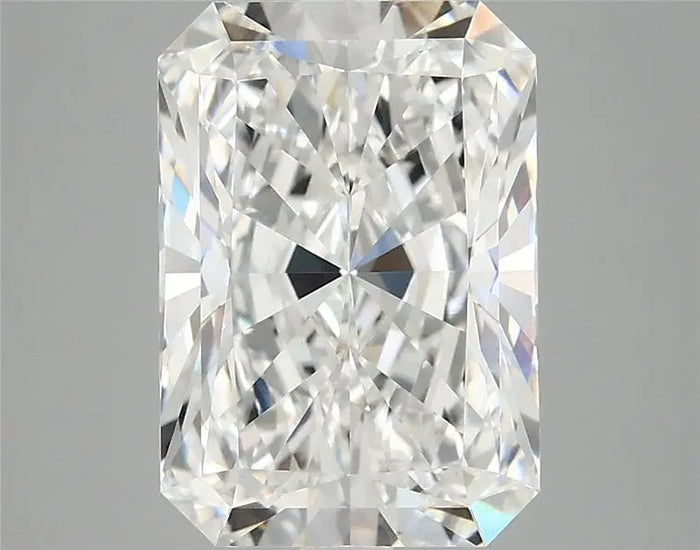 4.16 Carat · RADIANT · E · VVS2 · IGI · Excellent Cut