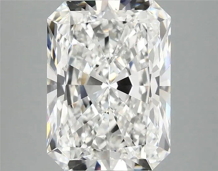 4.81 Carat · RADIANT · E · VVS2 · IGI · Excellent Cut