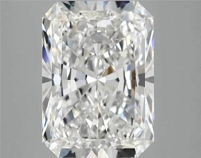 4.98 Carat · RADIANT · E · VVS2 · IGI · Excellent Cut