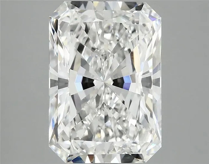 3.89 Carat · RADIANT · E · VVS2 · IGI · Excellent Cut