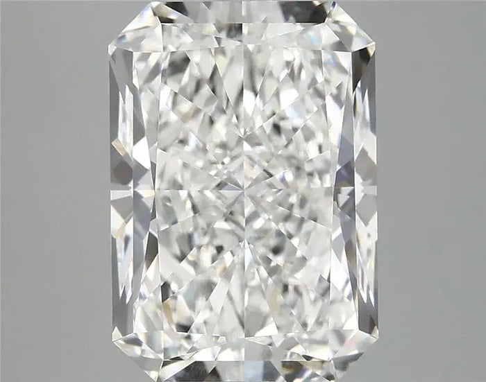 4.93 Carat · RADIANT · E · VVS2 · IGI · Excellent Cut