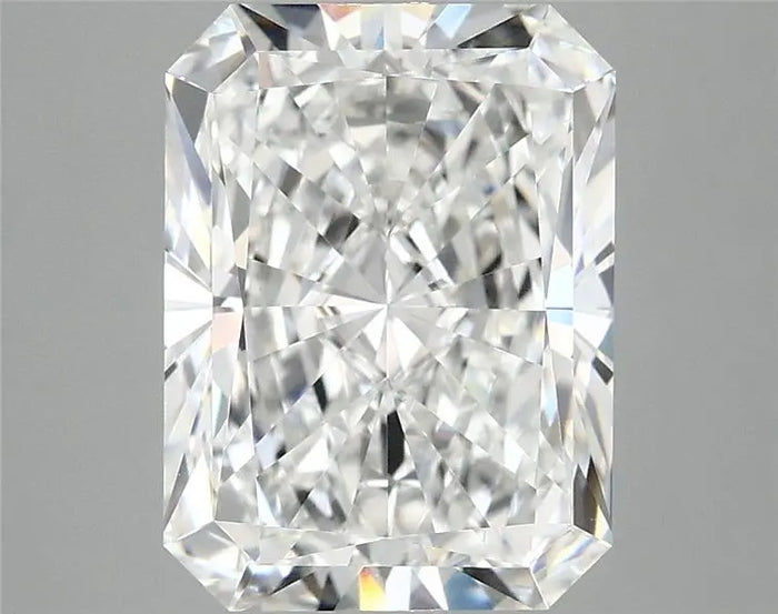 4.02 Carat · RADIANT · E · VVS2 · IGI · Excellent Cut