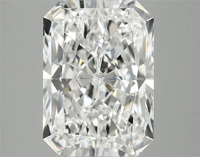 3.88 Carat · RADIANT · E · VVS2 · IGI · Excellent Cut