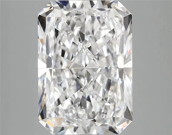 4.92 Carat · RADIANT · E · VVS2 · IGI · Excellent Cut
