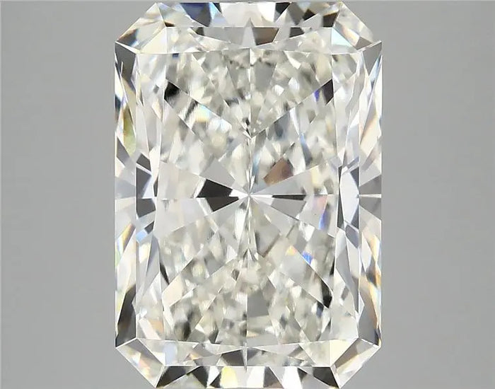 5.87 Carat · RADIANT · G · VVS2 · IGI · Excellent Cut