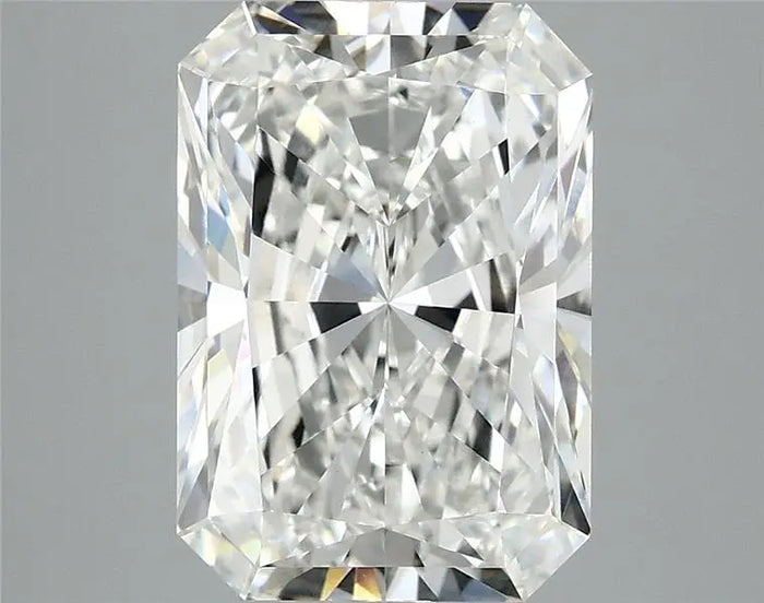 3.91 Carat · RADIANT · E · VVS2 · IGI · Excellent Cut