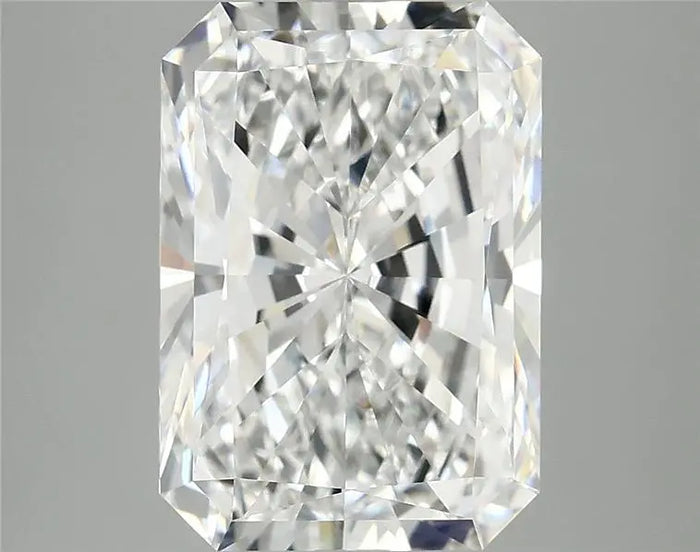 4.90 Carat · RADIANT · E · VVS2 · IGI · Excellent Cut