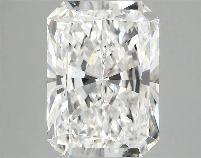4.06 Carat · RADIANT · E · VVS2 · IGI · Excellent Cut