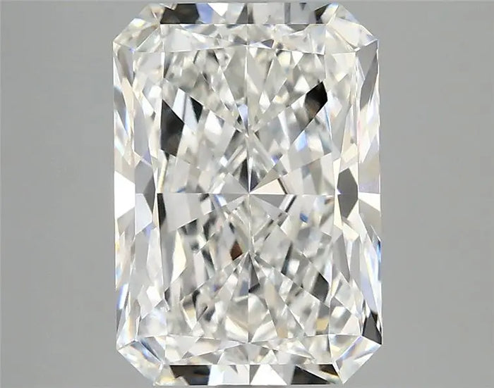 3.09 Carat · RADIANT · F · VVS2 · IGI · Excellent Cut